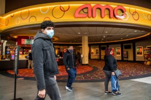 U.S. movie theaters remove mask mandate for vaccinated people